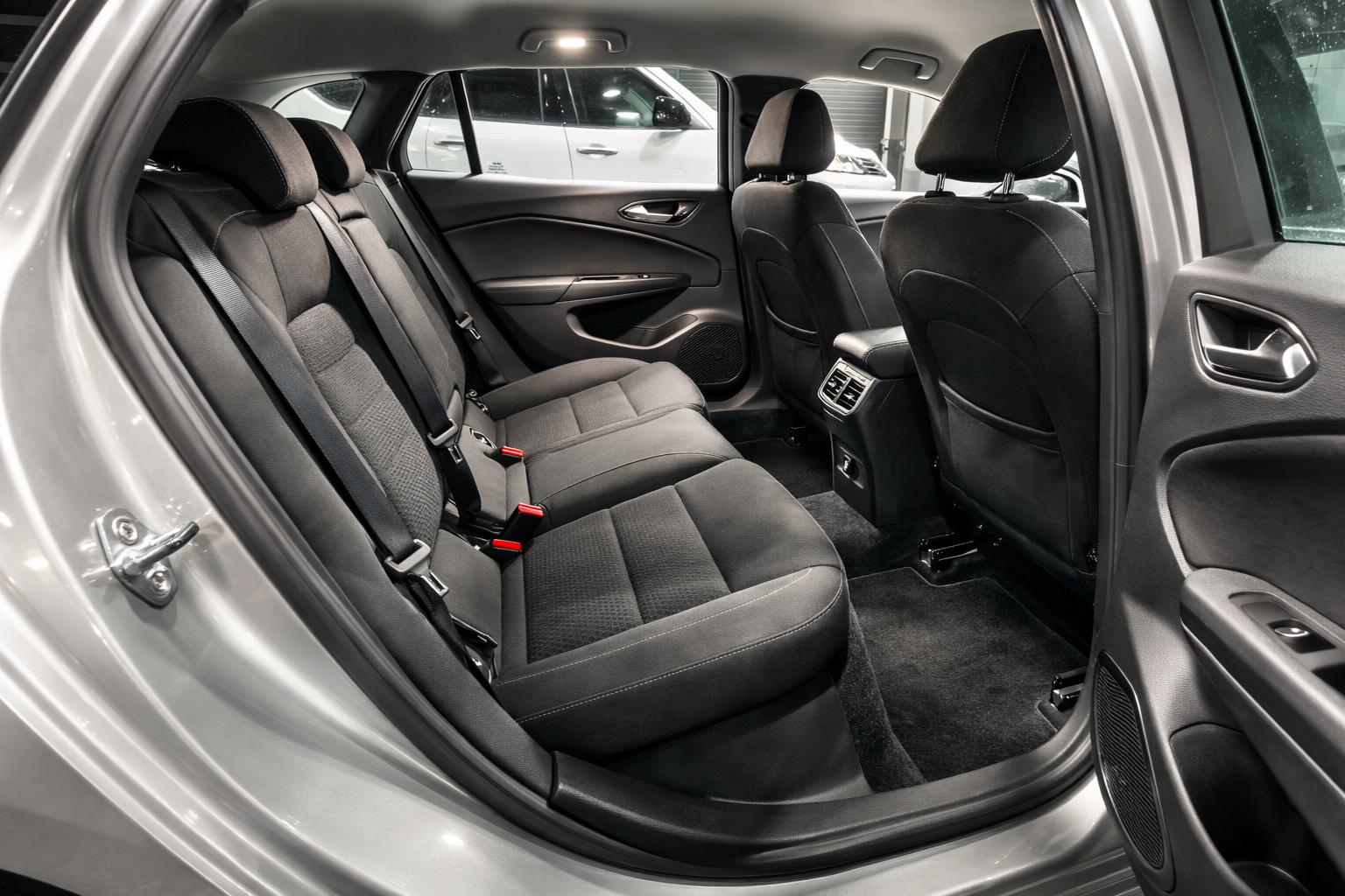 Renault Clio 1.0 TCe Iconic Edition Hatchback 5dr Petrol Manual Euro 6 (s/s) (90 ps)