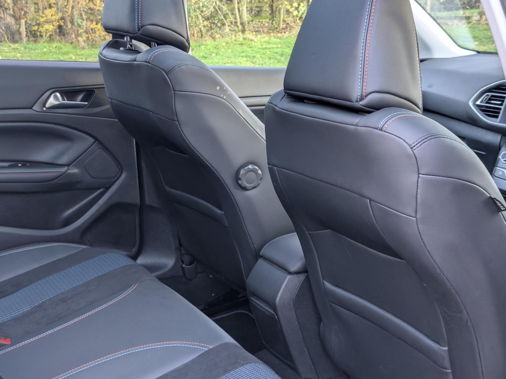 Peugeot 308 1.2 PureTech Tech Edition Hatchback 5dr Petrol EAT Euro 6 (s/s) (130 ps)