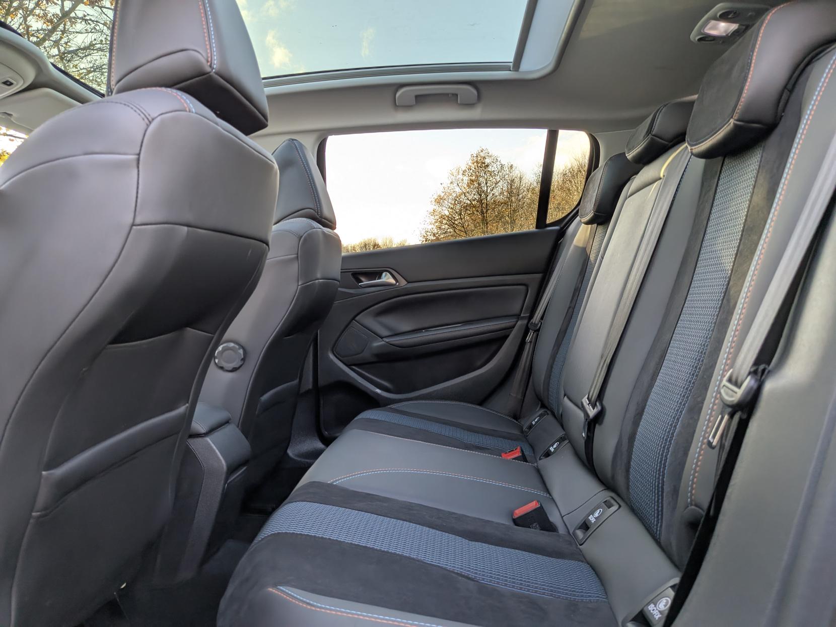 Peugeot 308 1.2 PureTech Tech Edition Hatchback 5dr Petrol EAT Euro 6 (s/s) (130 ps)