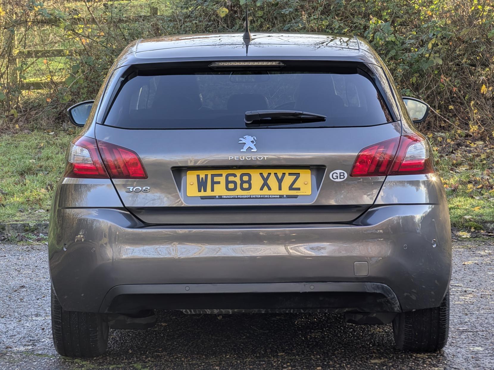 Peugeot 308 1.2 PureTech Tech Edition Hatchback 5dr Petrol EAT Euro 6 (s/s) (130 ps)