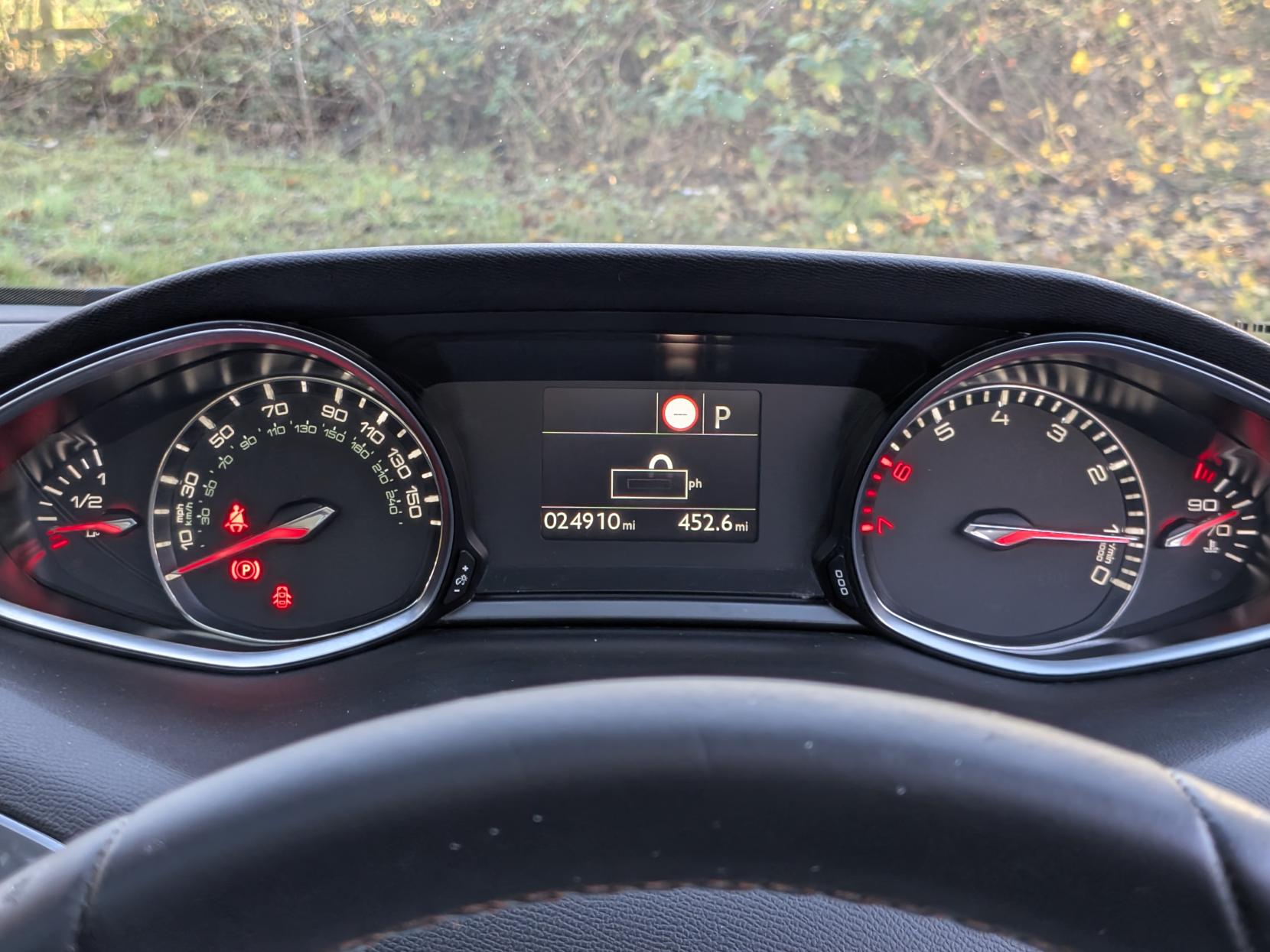 Peugeot 308 1.2 PureTech Tech Edition Hatchback 5dr Petrol EAT Euro 6 (s/s) (130 ps)