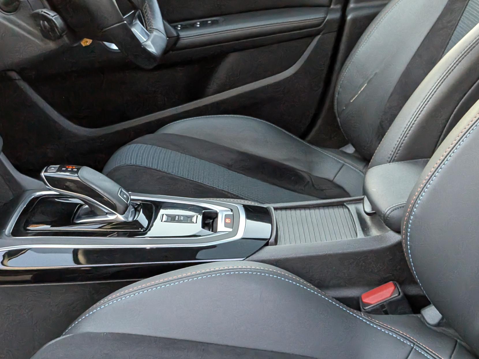 Peugeot 308 1.2 PureTech Tech Edition Hatchback 5dr Petrol EAT Euro 6 (s/s) (130 ps)