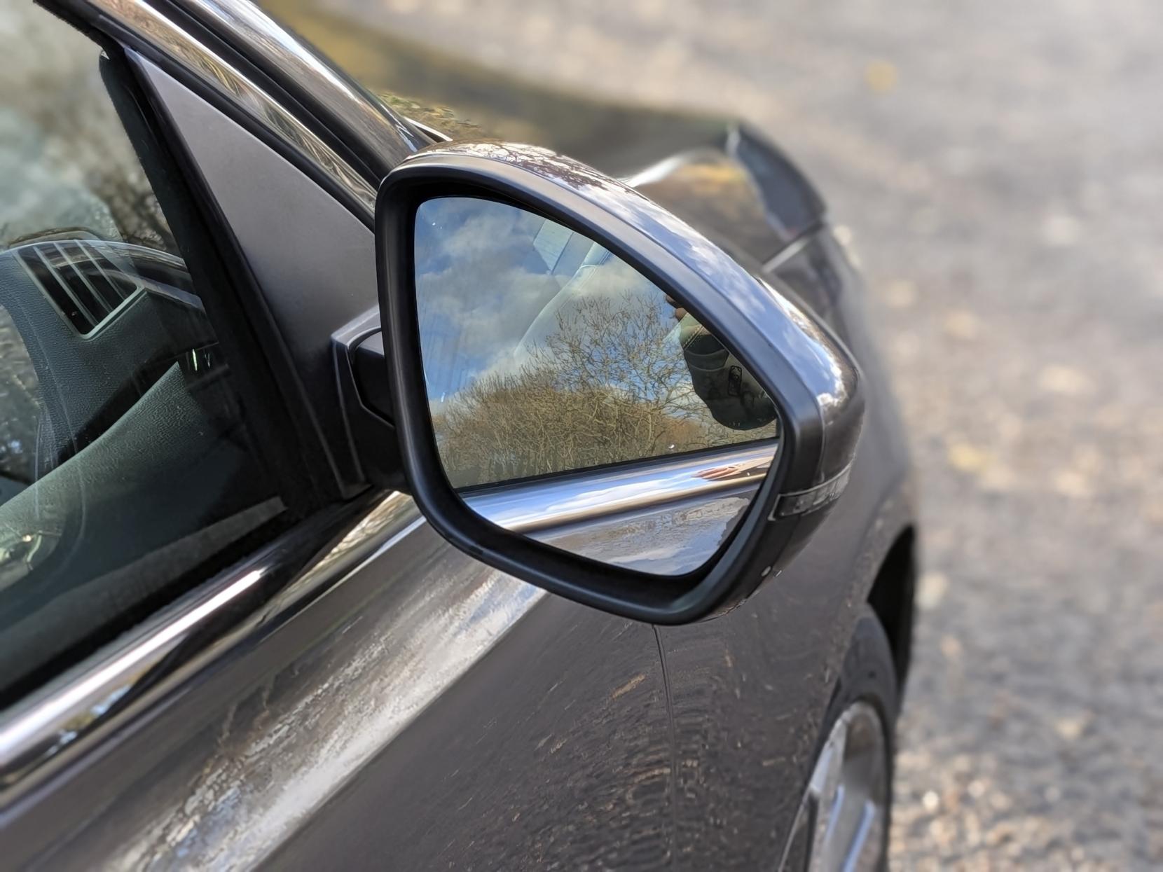 Peugeot 308 1.2 PureTech Tech Edition Hatchback 5dr Petrol EAT Euro 6 (s/s) (130 ps)