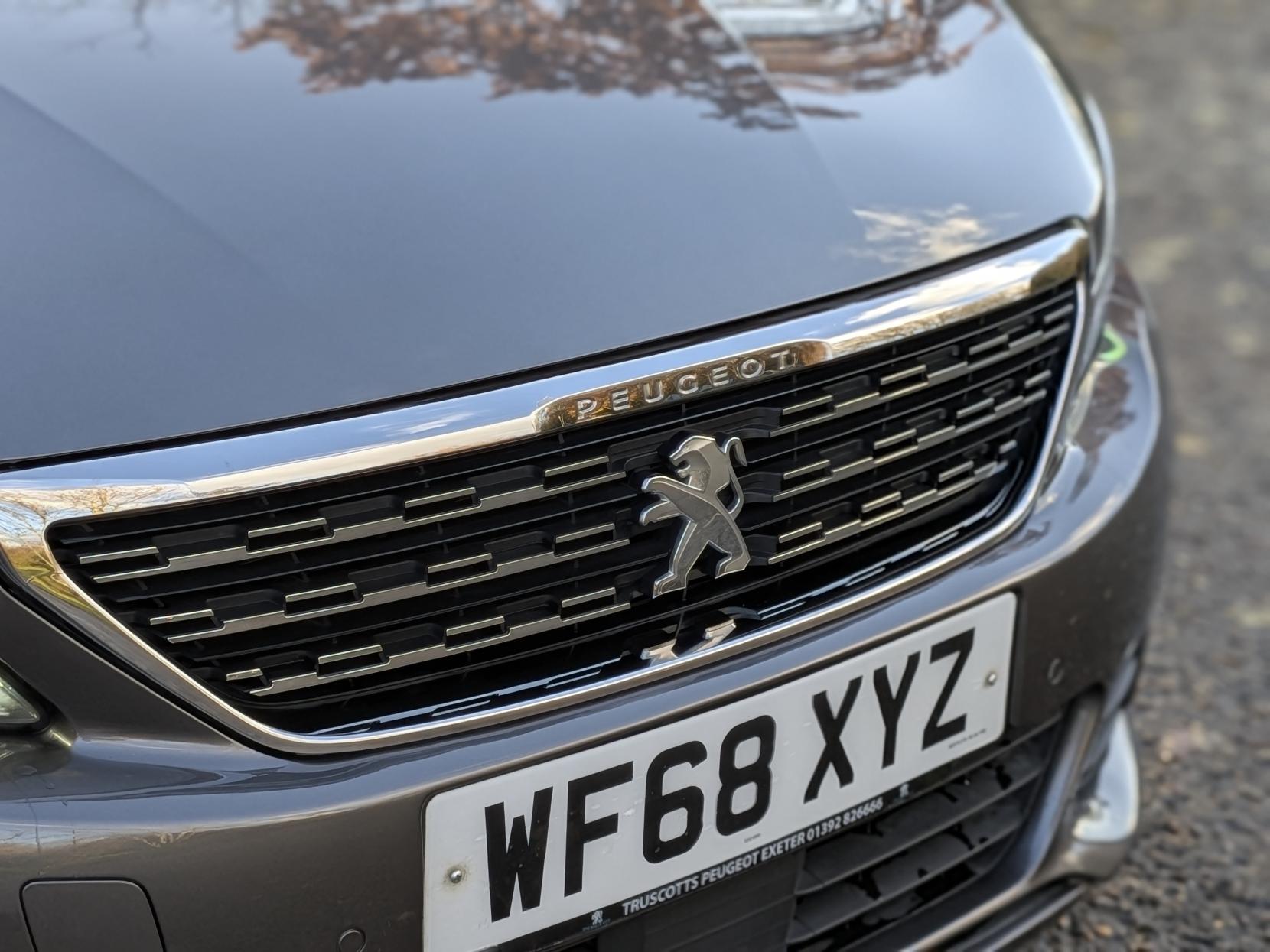 Peugeot 308 1.2 PureTech Tech Edition Hatchback 5dr Petrol EAT Euro 6 (s/s) (130 ps)