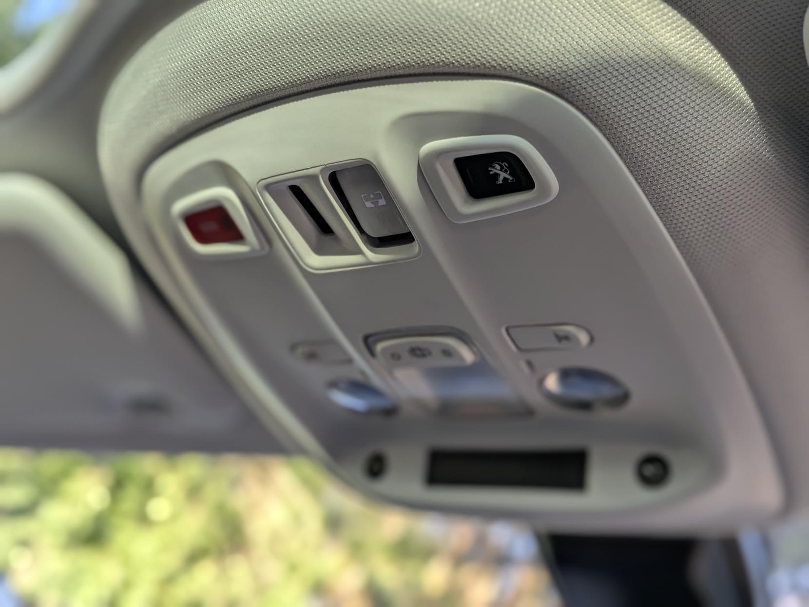 Peugeot 308 1.2 PureTech Tech Edition Hatchback 5dr Petrol EAT Euro 6 (s/s) (130 ps)