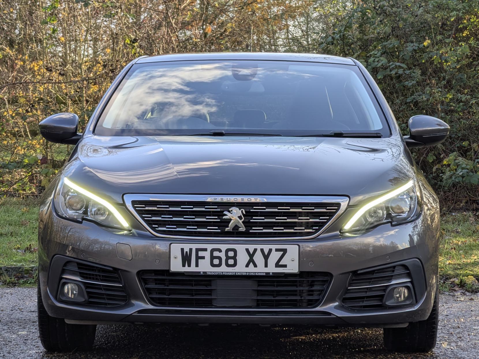 Peugeot 308 1.2 PureTech Tech Edition Hatchback 5dr Petrol EAT Euro 6 (s/s) (130 ps)