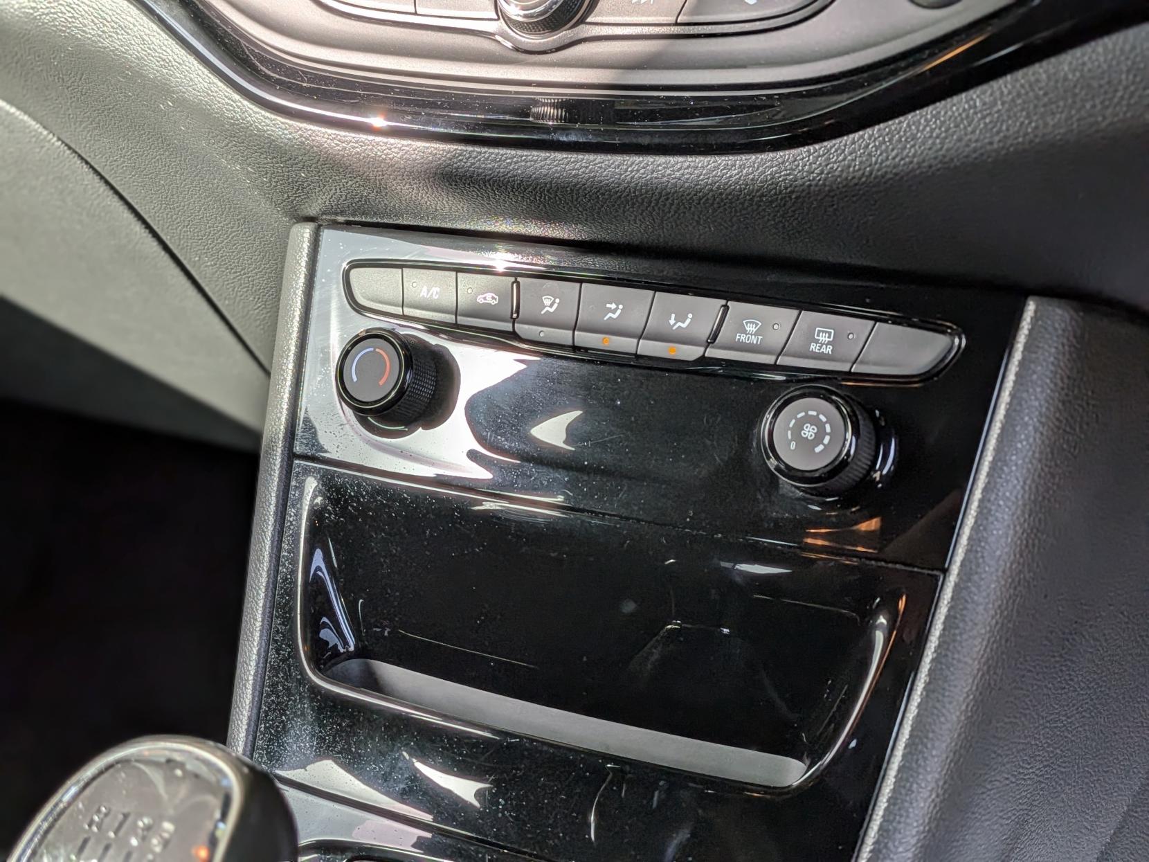 Vauxhall Astra 1.4i Turbo SRi Hatchback 5dr Petrol Manual Euro 6 (150 ps)