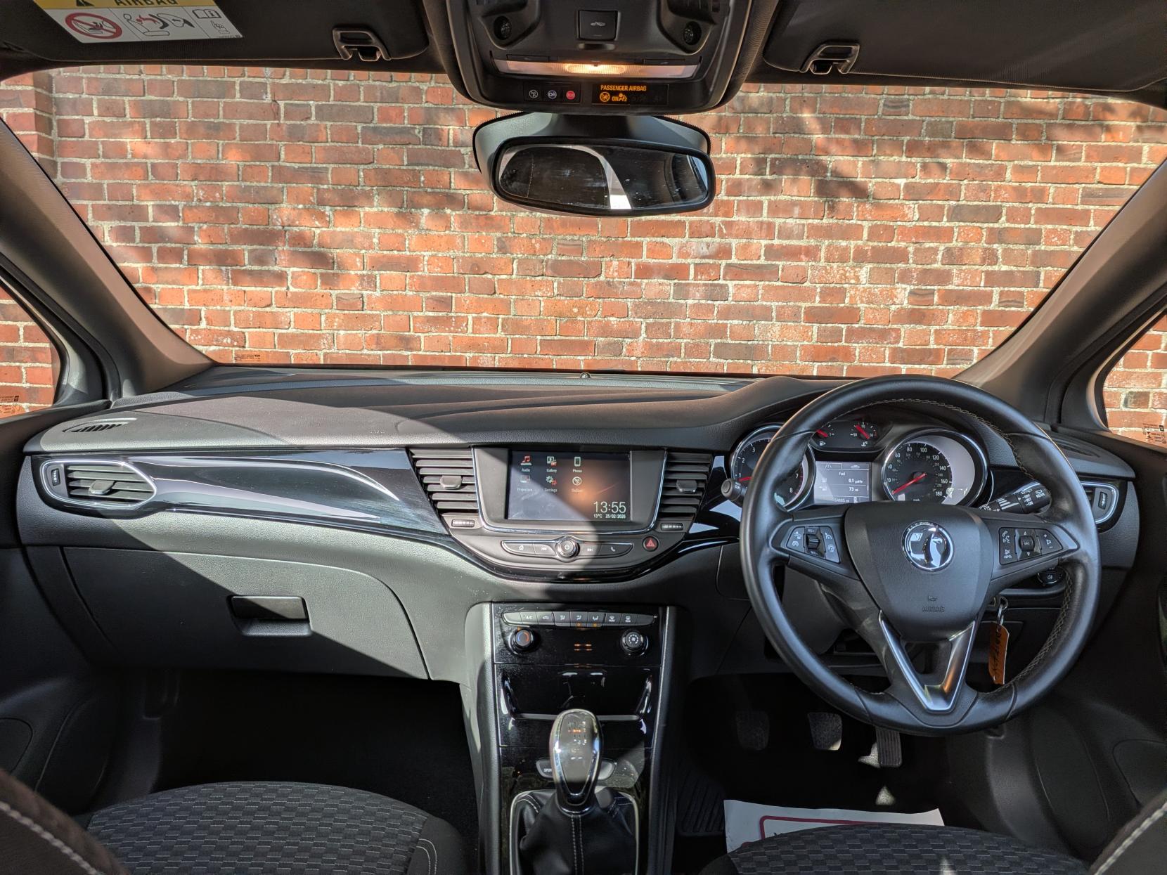 Vauxhall Astra 1.4i Turbo SRi Hatchback 5dr Petrol Manual Euro 6 (150 ps)