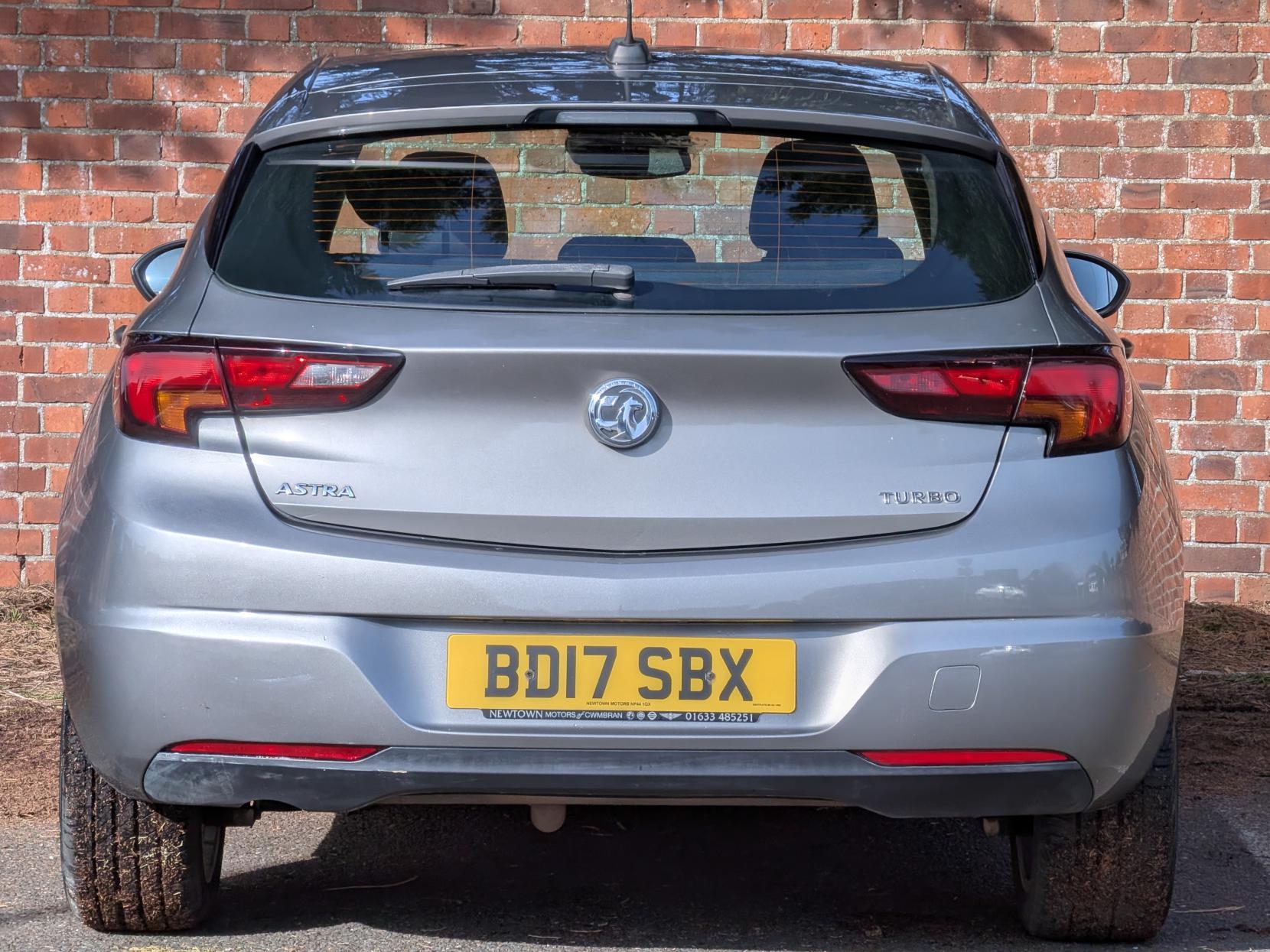 Vauxhall Astra 1.4i Turbo SRi Hatchback 5dr Petrol Manual Euro 6 (150 ps)