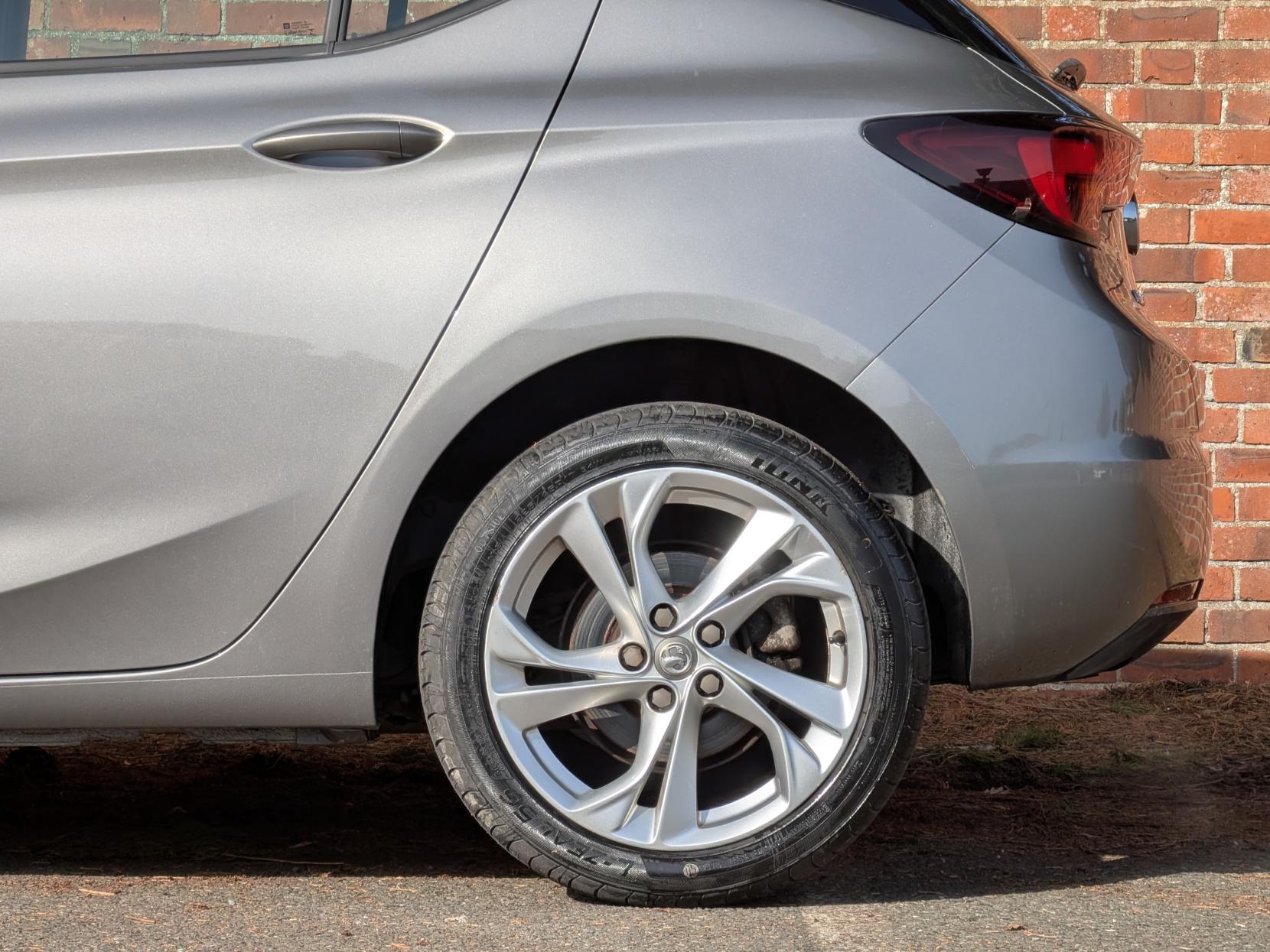 Vauxhall Astra 1.4i Turbo SRi Hatchback 5dr Petrol Manual Euro 6 (150 ps)