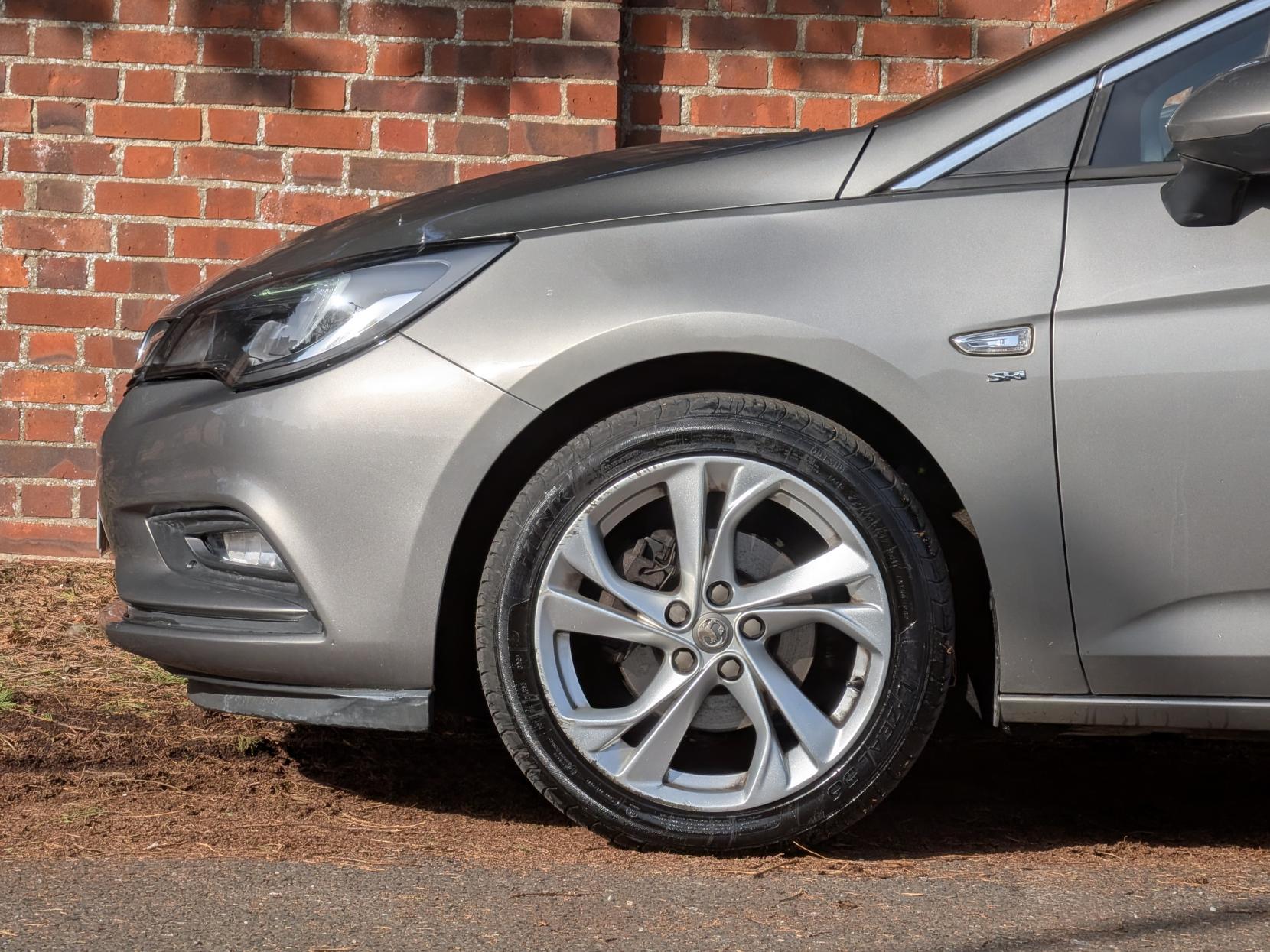 Vauxhall Astra 1.4i Turbo SRi Hatchback 5dr Petrol Manual Euro 6 (150 ps)