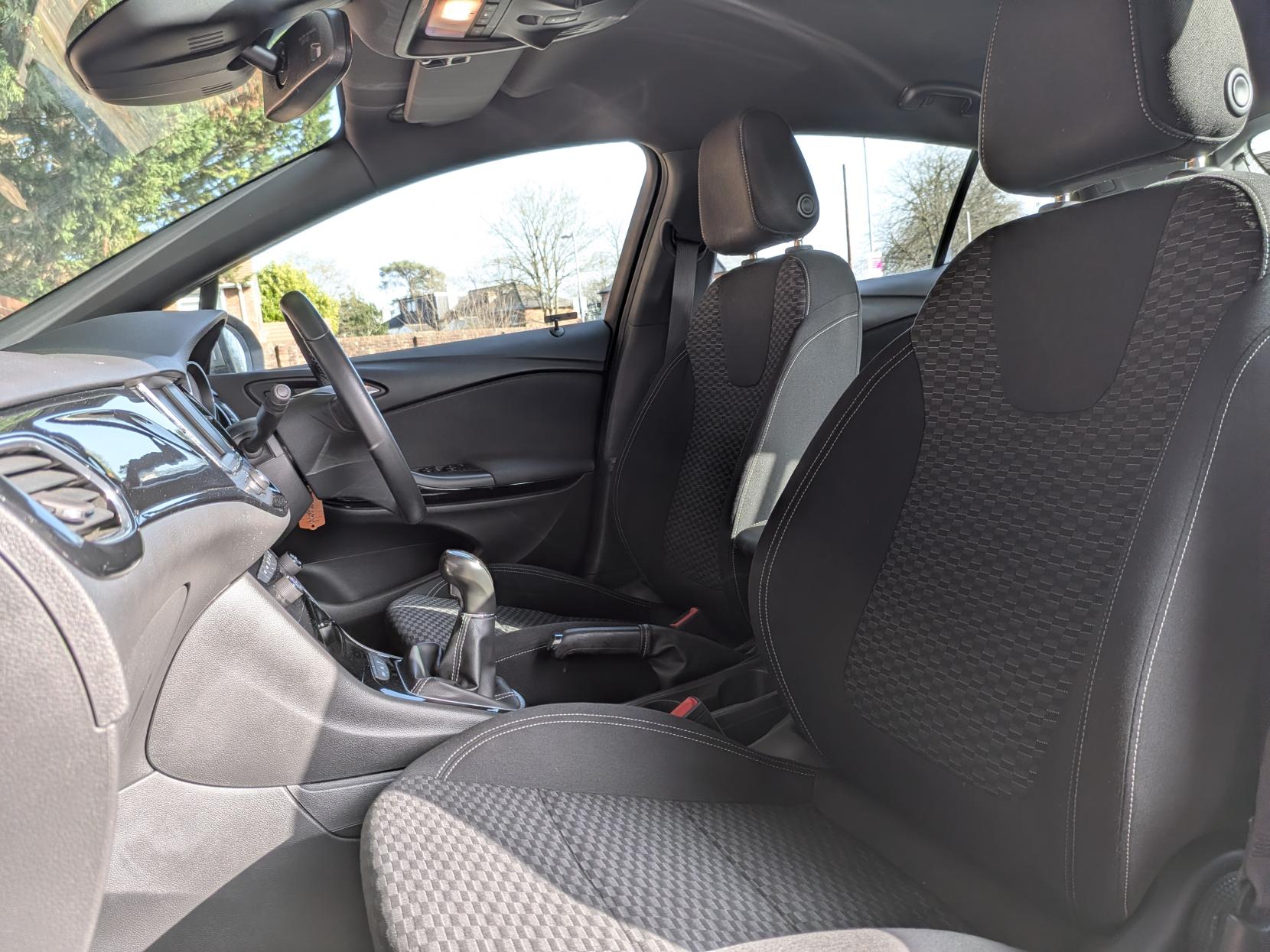 Vauxhall Astra 1.4i Turbo SRi Hatchback 5dr Petrol Manual Euro 6 (150 ps)