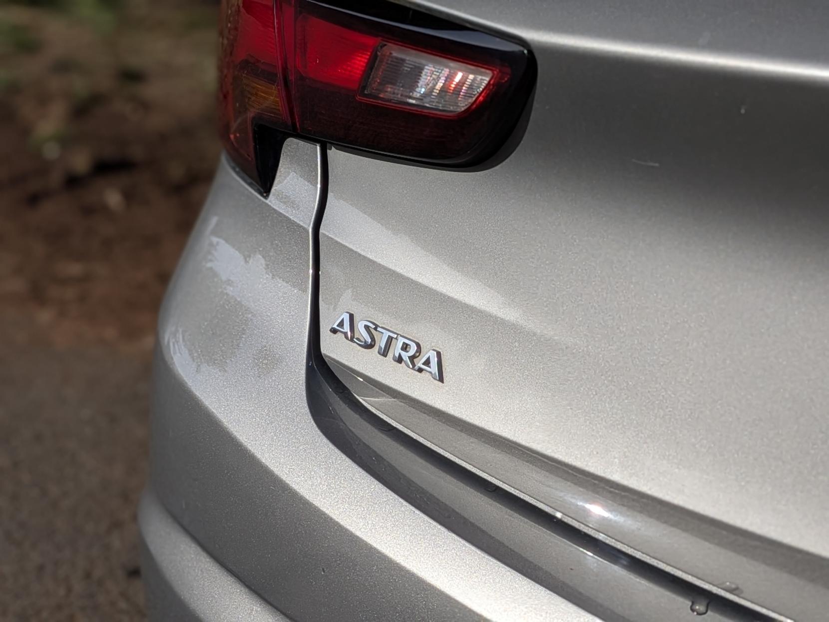 Vauxhall Astra 1.4i Turbo SRi Hatchback 5dr Petrol Manual Euro 6 (150 ps)