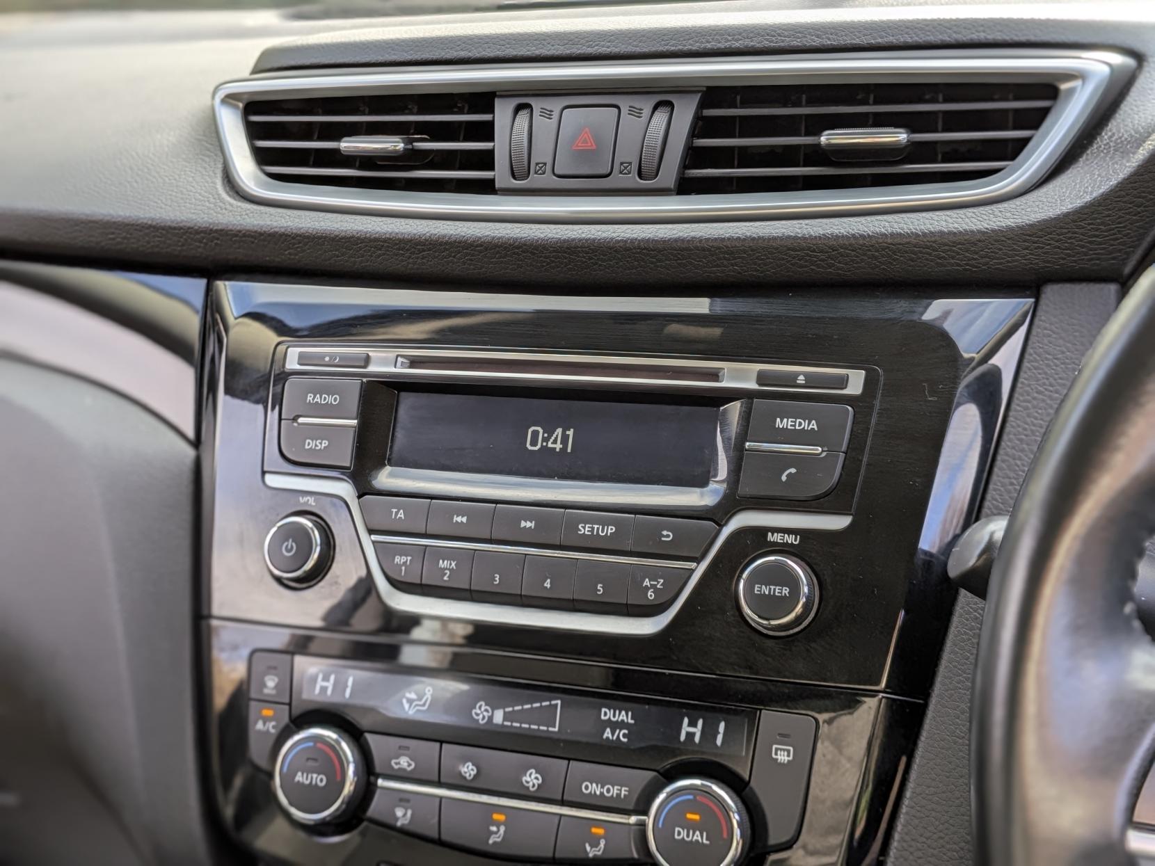 Nissan Qashqai 1.2 DIG-T Acenta SUV 5dr Petrol Manual Euro 6 (s/s) (115 ps)