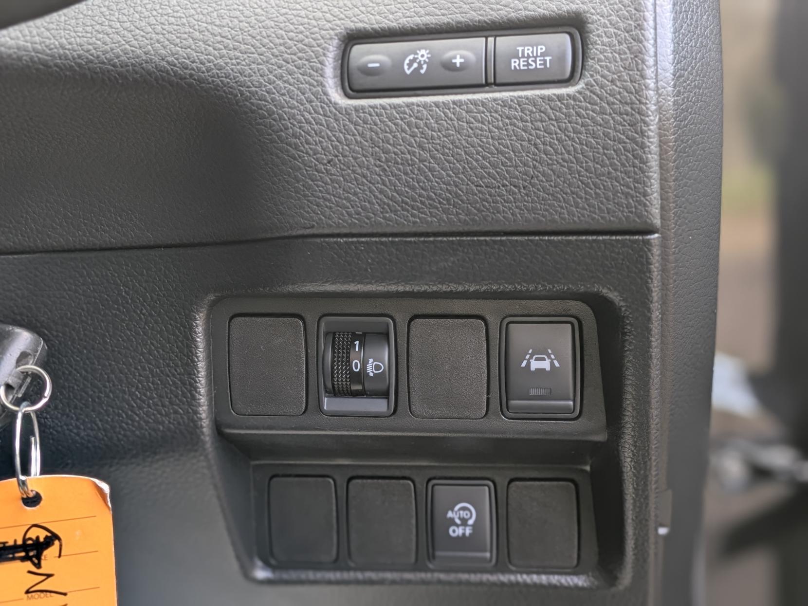 Nissan Qashqai 1.2 DIG-T Acenta SUV 5dr Petrol Manual Euro 6 (s/s) (115 ps)