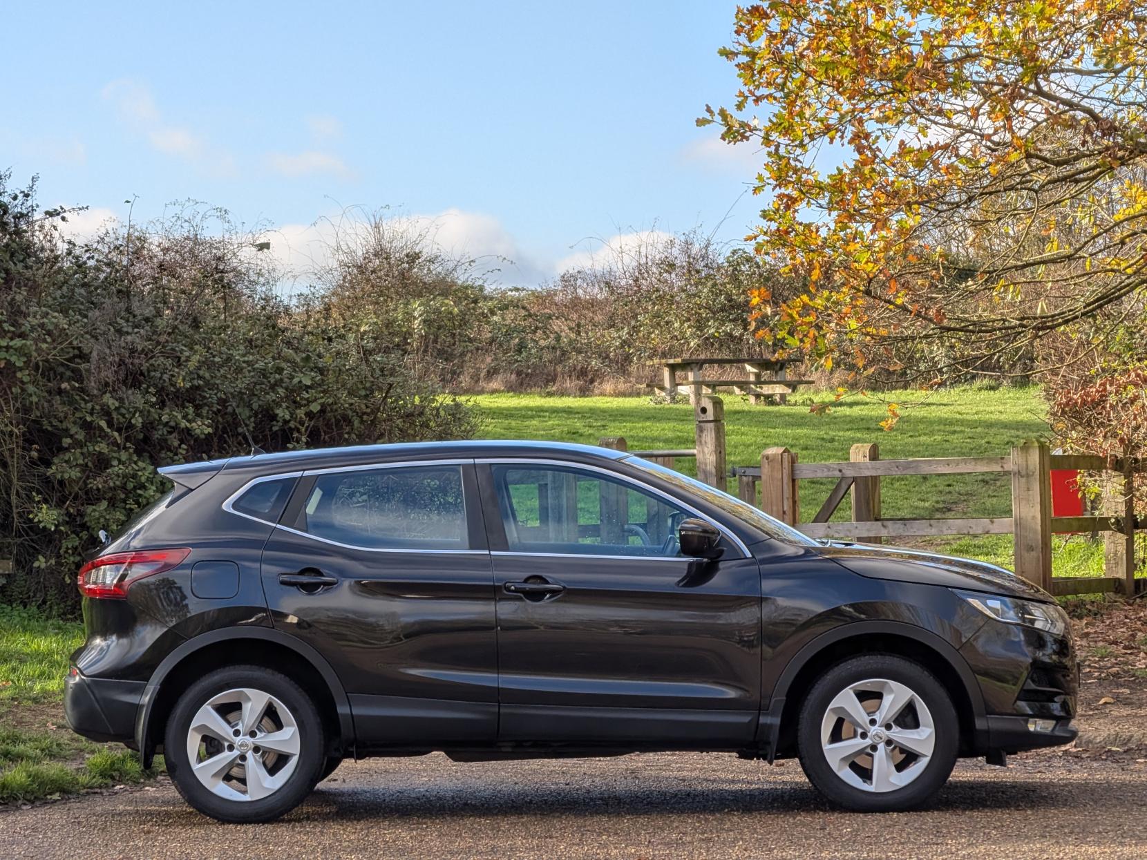 Nissan Qashqai 1.2 DIG-T Acenta SUV 5dr Petrol Manual Euro 6 (s/s) (115 ps)