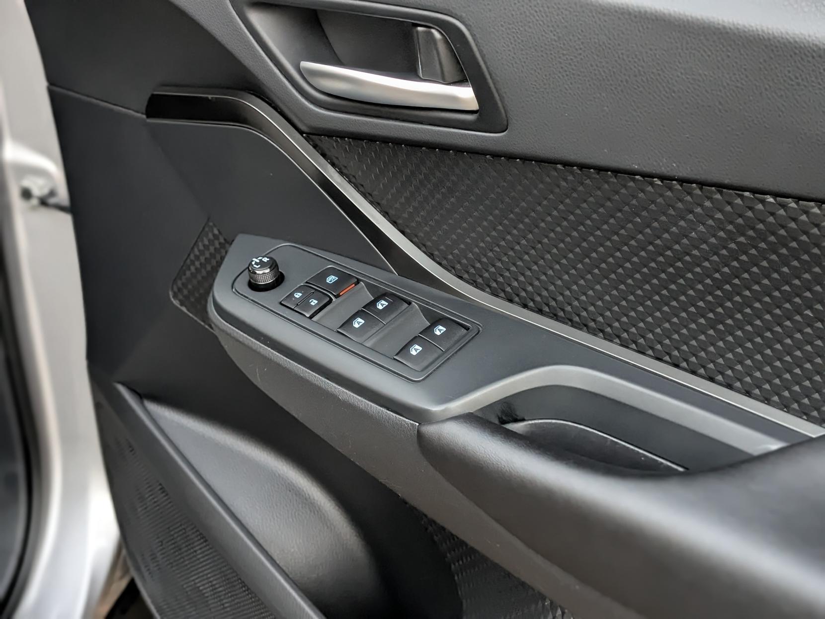 Toyota C-HR 1.8 VVT-h Icon SUV 5dr Petrol Hybrid CVT Euro 6 (s/s) (122 ps)