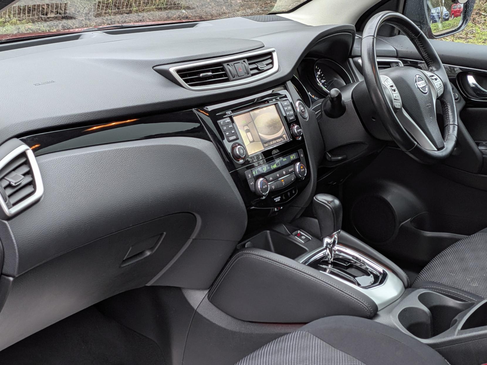 Nissan Qashqai 1.2 DIG-T N-Connecta SUV 5dr Petrol XTRON 2WD Euro 6 (s/s) (115 ps)