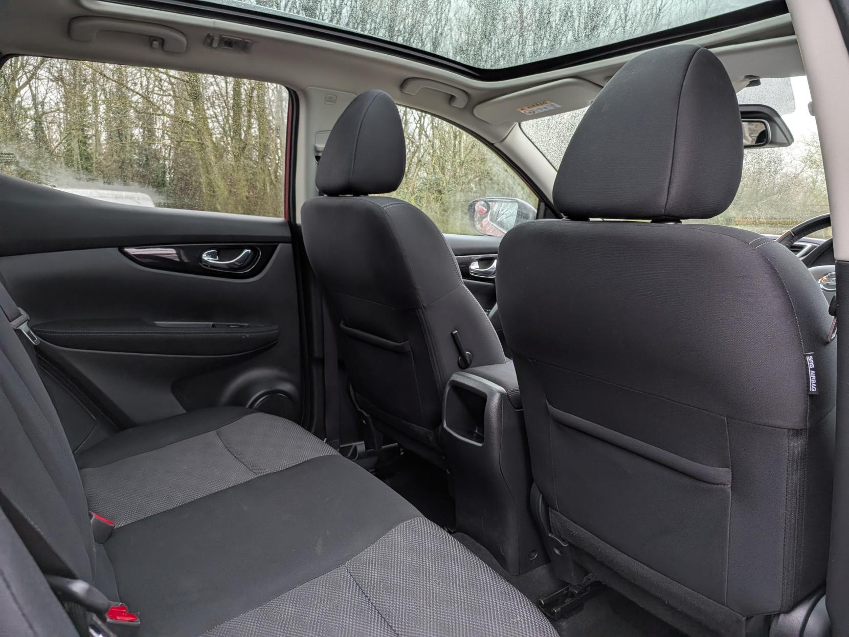 Nissan Qashqai 1.2 DIG-T N-Connecta SUV 5dr Petrol XTRON 2WD Euro 6 (s/s) (115 ps)