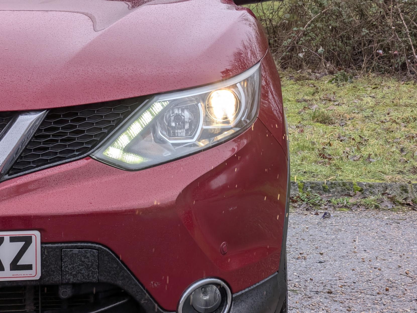 Nissan Qashqai 1.2 DIG-T N-Connecta SUV 5dr Petrol XTRON 2WD Euro 6 (s/s) (115 ps)