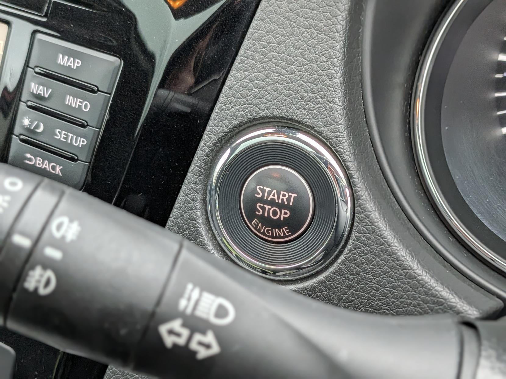 Nissan Qashqai 1.2 DIG-T N-Connecta SUV 5dr Petrol XTRON 2WD Euro 6 (s/s) (115 ps)