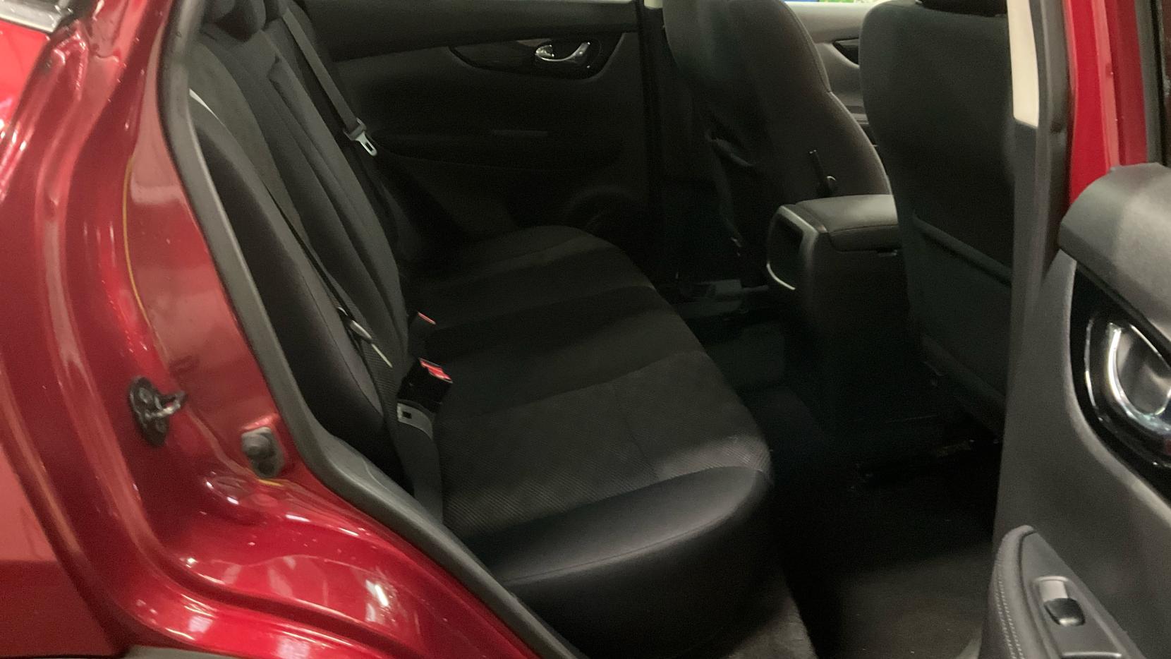 Nissan Qashqai 1.2 DIG-T N-Connecta SUV 5dr Petrol XTRON 2WD Euro 6 (s/s) (115 ps)