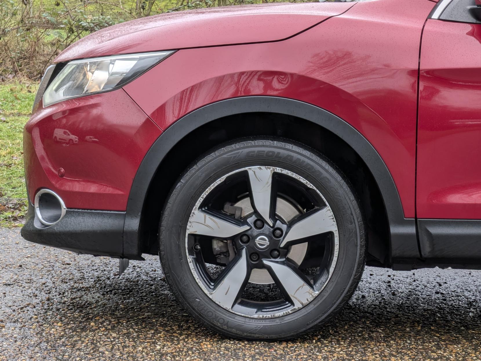 Nissan Qashqai 1.2 DIG-T N-Connecta SUV 5dr Petrol XTRON 2WD Euro 6 (s/s) (115 ps)