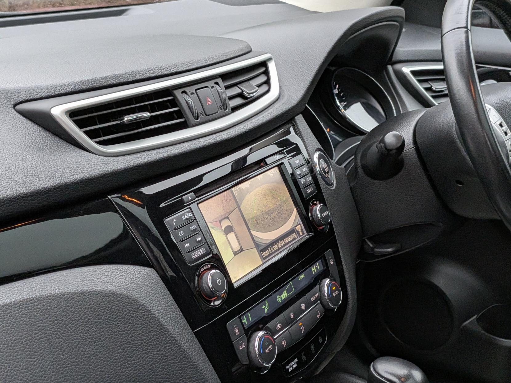 Nissan Qashqai 1.2 DIG-T N-Connecta SUV 5dr Petrol XTRON 2WD Euro 6 (s/s) (115 ps)