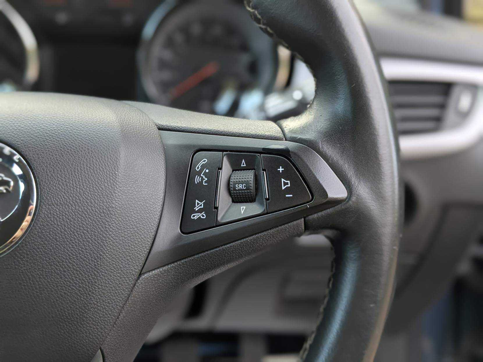 Vauxhall Astra 1.4i Turbo Tech Line Hatchback 5dr Petrol Manual Euro 6 (125 ps)