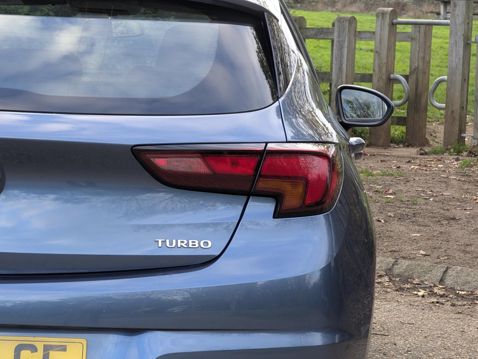 Vauxhall Astra 1.4i Turbo Tech Line Hatchback 5dr Petrol Manual Euro 6 (125 ps)