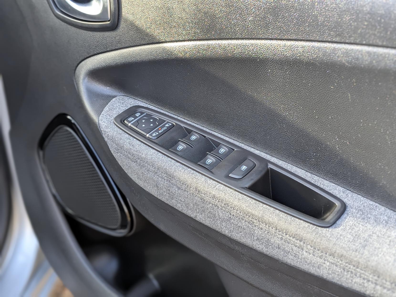 Renault Zoe R135 52kWh GT Line Hatchback 5dr Electric Auto (i, Rapid Charge) (134 bhp)