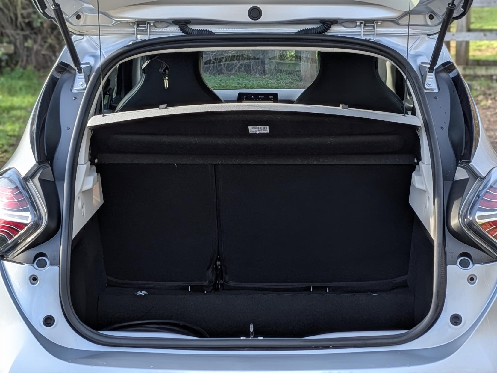 Renault Zoe R135 52kWh GT Line Hatchback 5dr Electric Auto (i, Rapid Charge) (134 bhp)