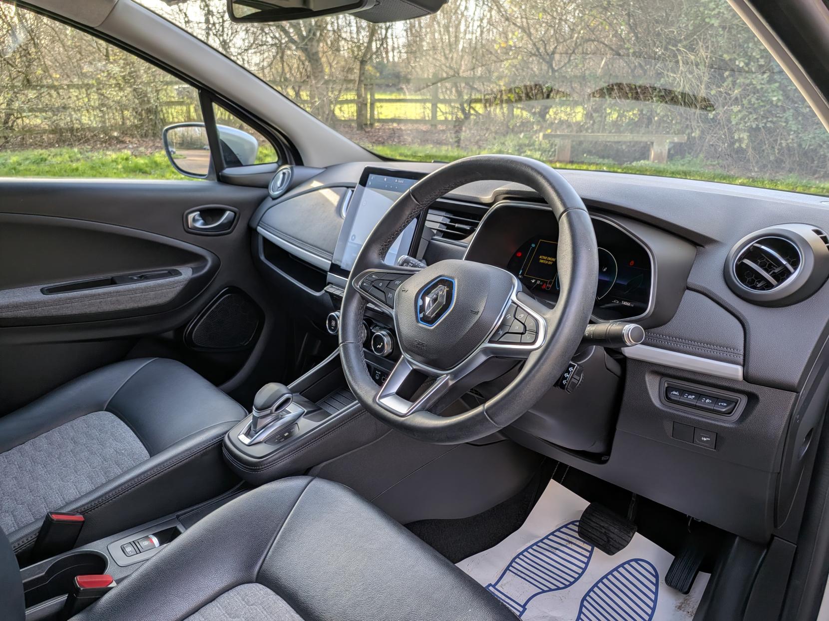 Renault Zoe R135 52kWh GT Line Hatchback 5dr Electric Auto (i, Rapid Charge) (134 bhp)