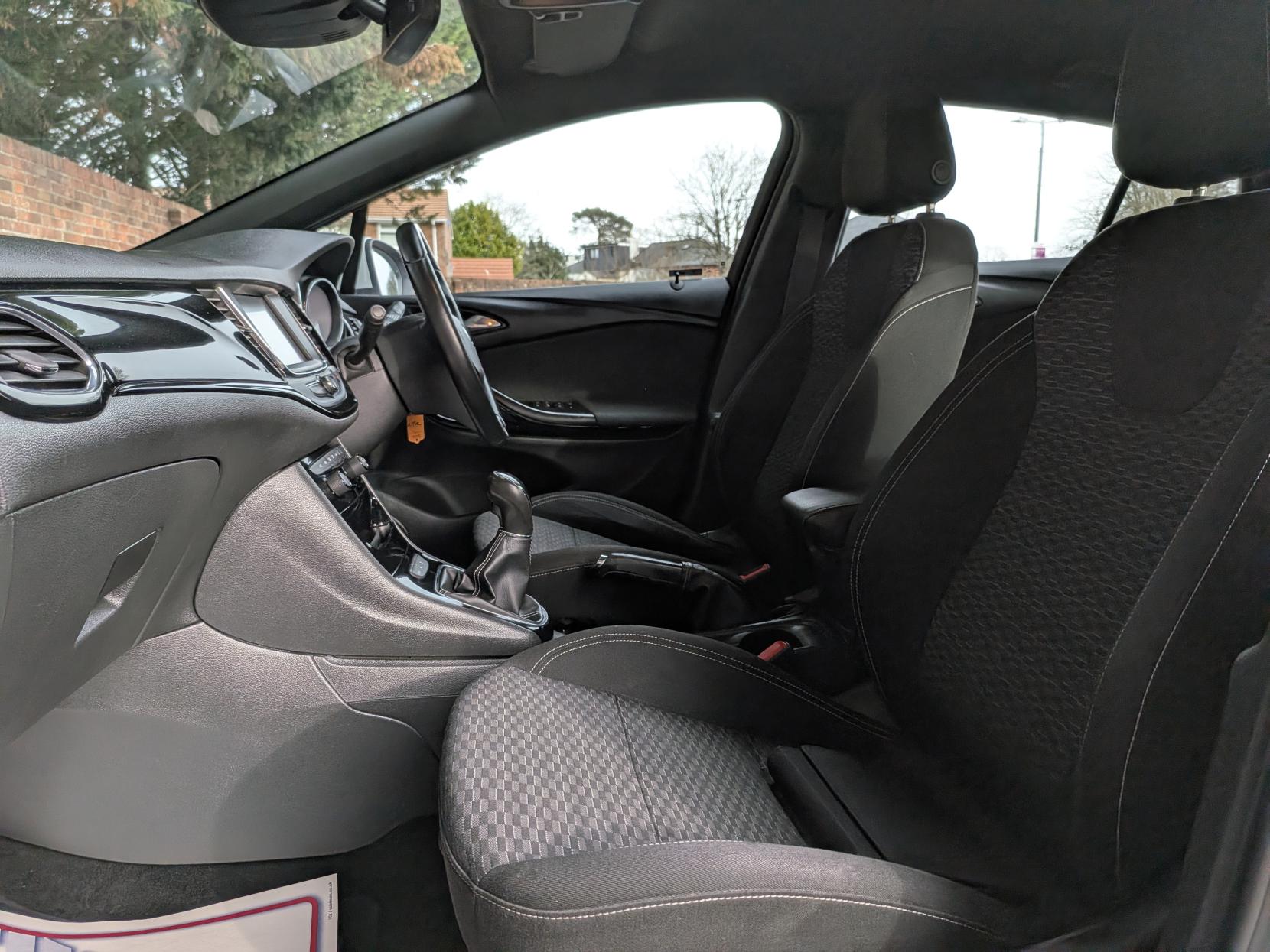 Vauxhall Astra 1.4i Turbo SRi VX Line Hatchback 5dr Petrol Manual Euro 6 (150 ps)