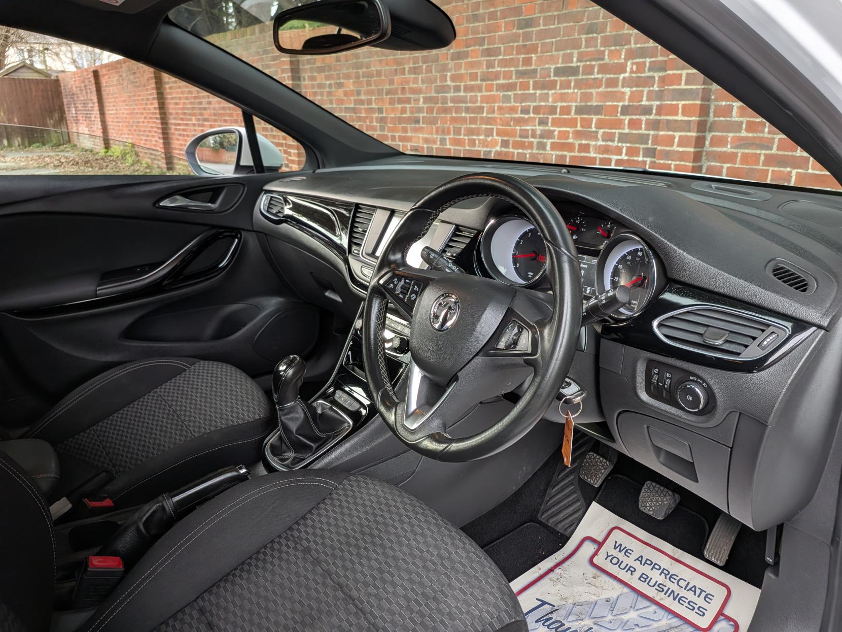 Vauxhall Astra 1.4i Turbo SRi VX Line Hatchback 5dr Petrol Manual Euro 6 (150 ps)