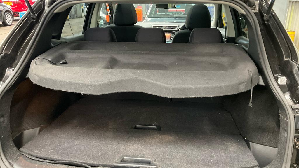 Nissan Qashqai 1.2 DIG-T N-Connecta SUV 5dr Petrol Manual 2WD Euro 6 (s/s) (115 ps)