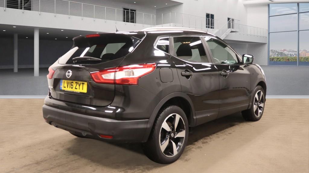 Nissan Qashqai 1.2 DIG-T N-Connecta SUV 5dr Petrol Manual 2WD Euro 6 (s/s) (115 ps)