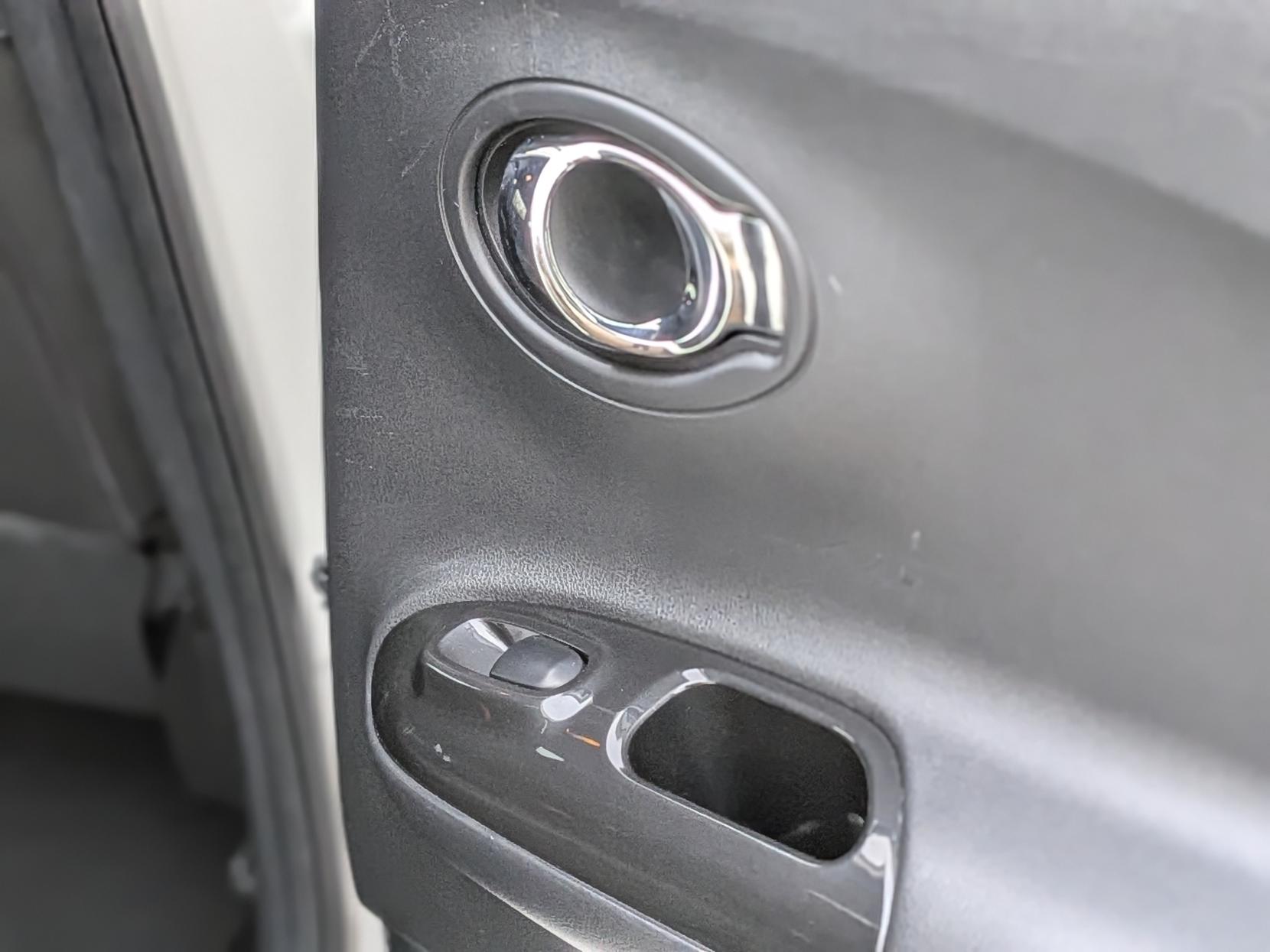 Nissan Juke 1.2 DIG-T N-Connecta SUV 5dr Petrol Manual Euro 6 (s/s) (115 ps)