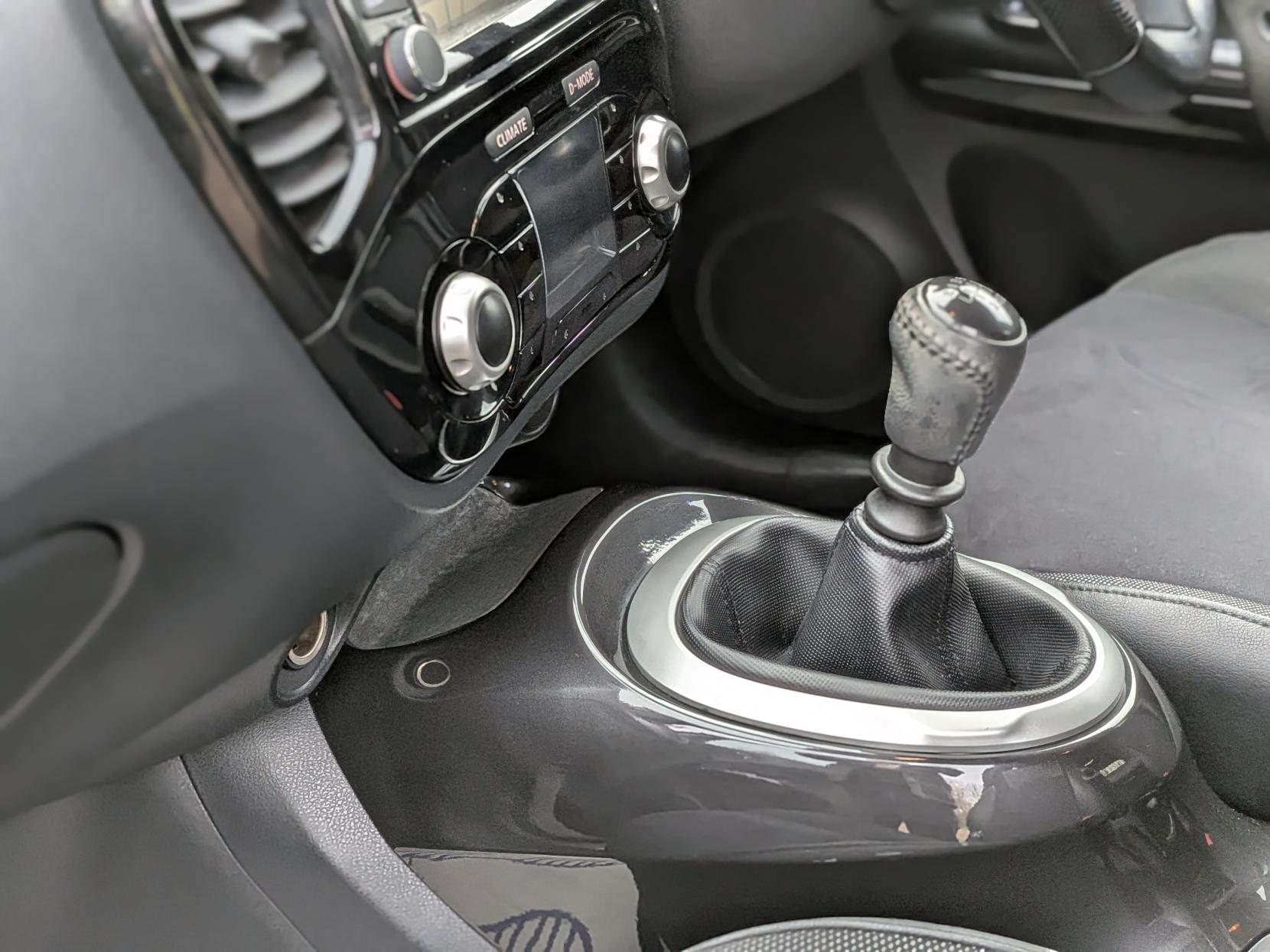 Nissan Juke 1.2 DIG-T N-Connecta SUV 5dr Petrol Manual Euro 6 (s/s) (115 ps)