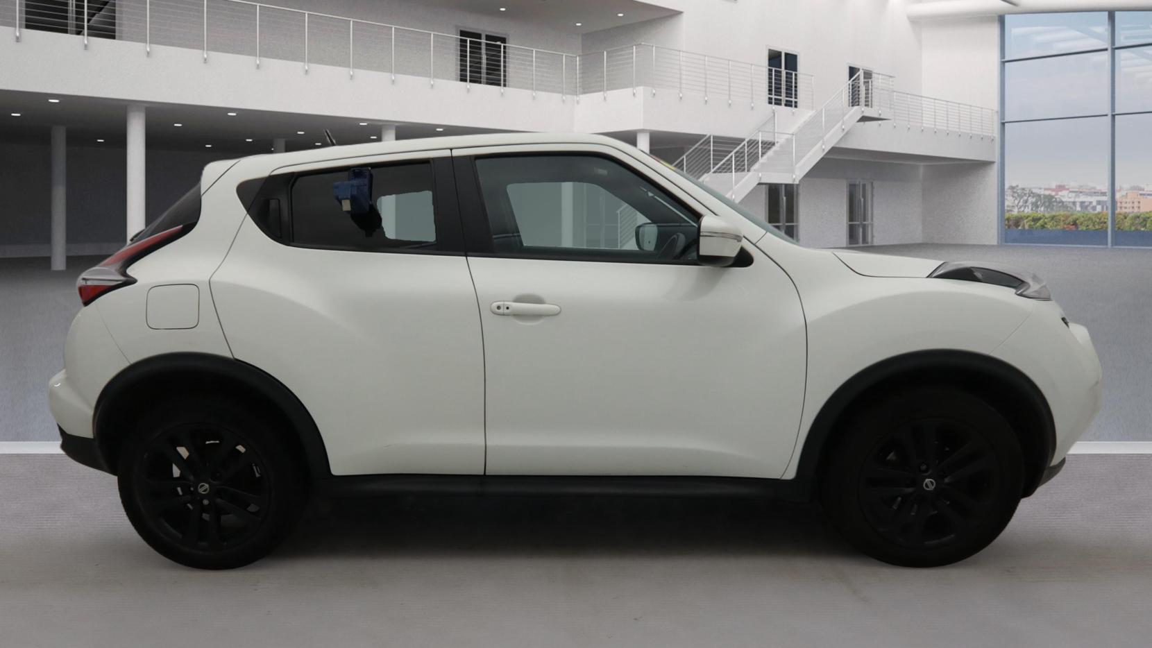 Nissan Juke 1.2 DIG-T N-Connecta SUV 5dr Petrol Manual Euro 6 (s/s) (115 ps)