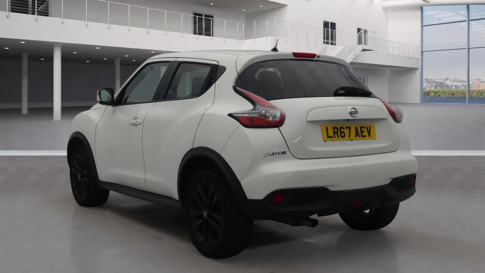 Nissan Juke 1.2 DIG-T N-Connecta SUV 5dr Petrol Manual Euro 6 (s/s) (115 ps)