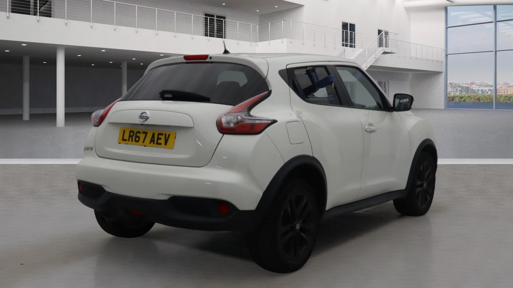 Nissan Juke 1.2 DIG-T N-Connecta SUV 5dr Petrol Manual Euro 6 (s/s) (115 ps)