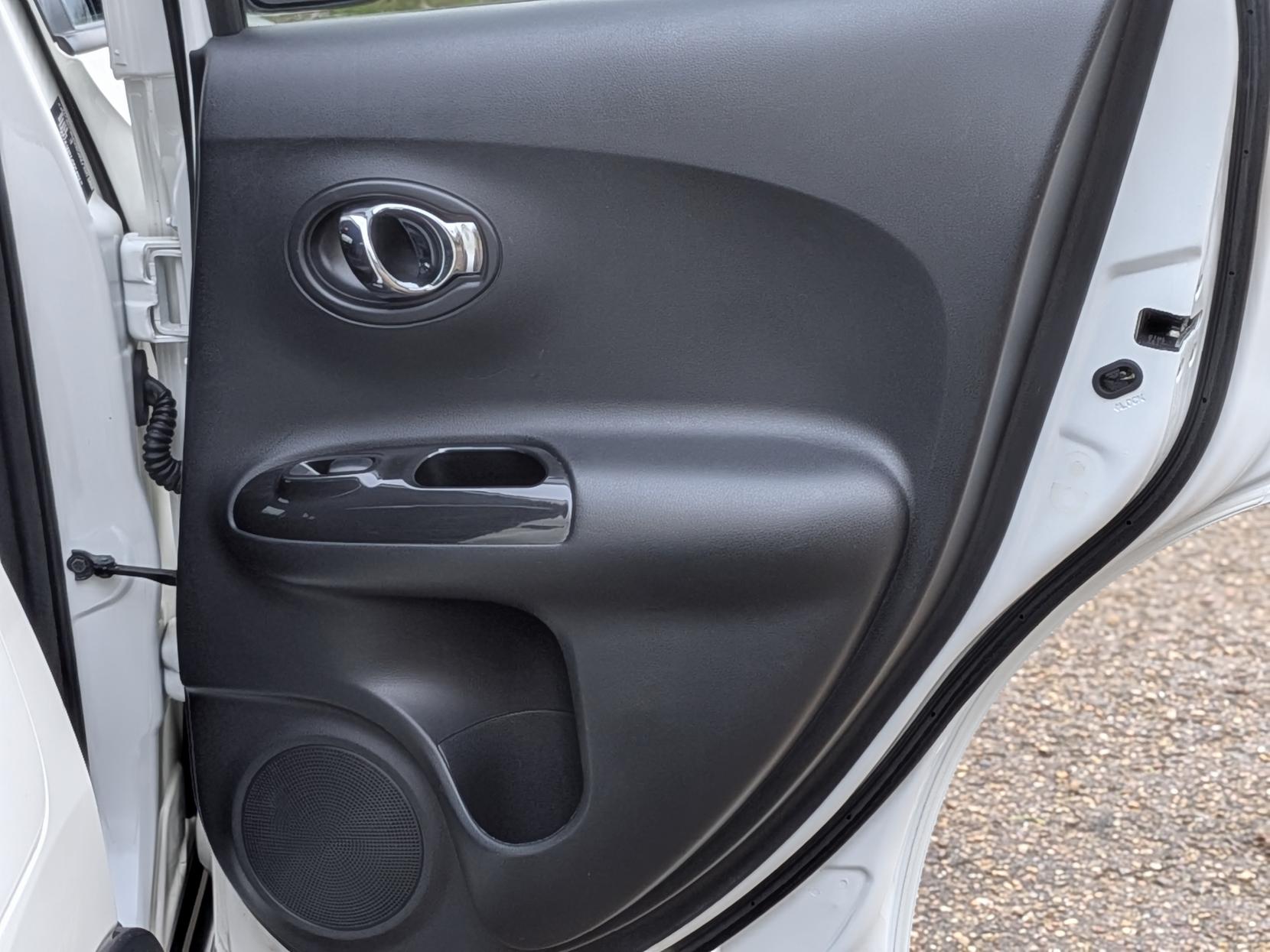 Nissan Juke 1.2 DIG-T N-Connecta SUV 5dr Petrol Manual Euro 6 (s/s) (115 ps)