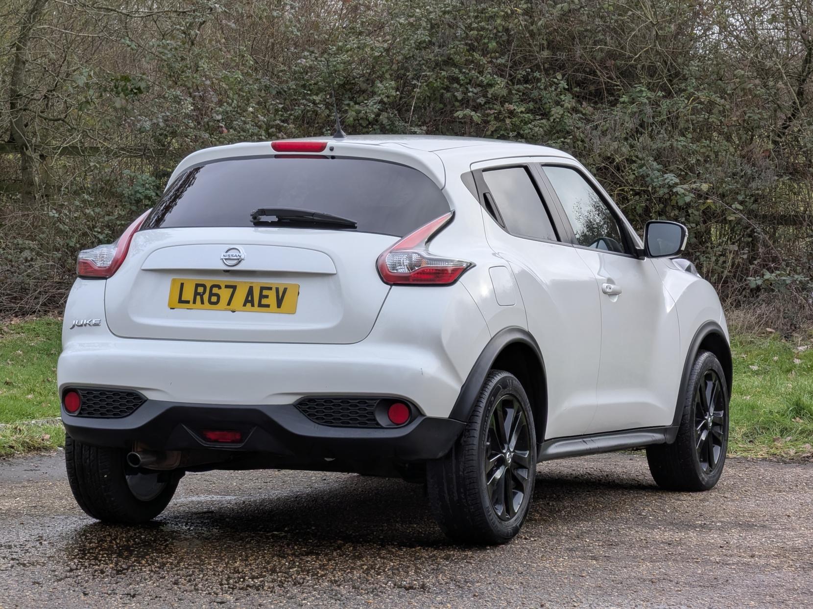 Nissan Juke 1.2 DIG-T N-Connecta SUV 5dr Petrol Manual Euro 6 (s/s) (115 ps)