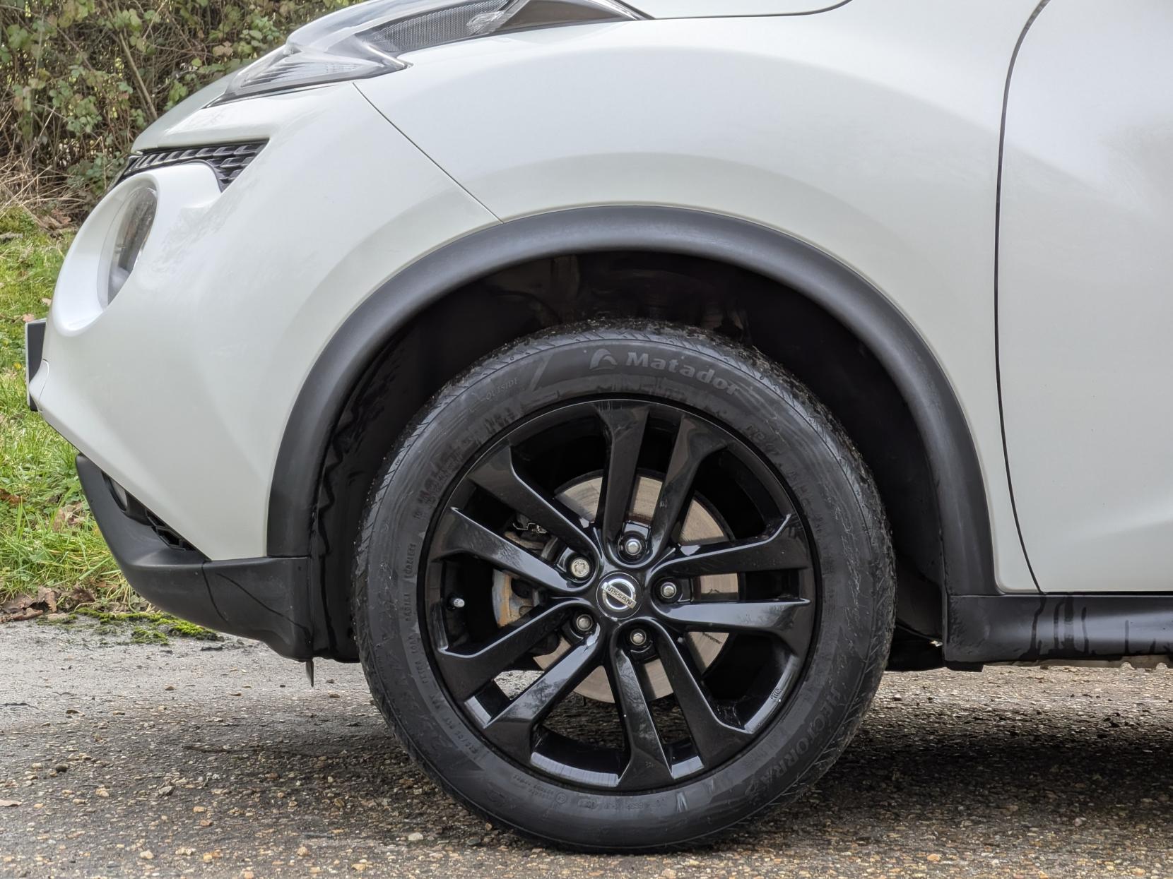 Nissan Juke 1.2 DIG-T N-Connecta SUV 5dr Petrol Manual Euro 6 (s/s) (115 ps)