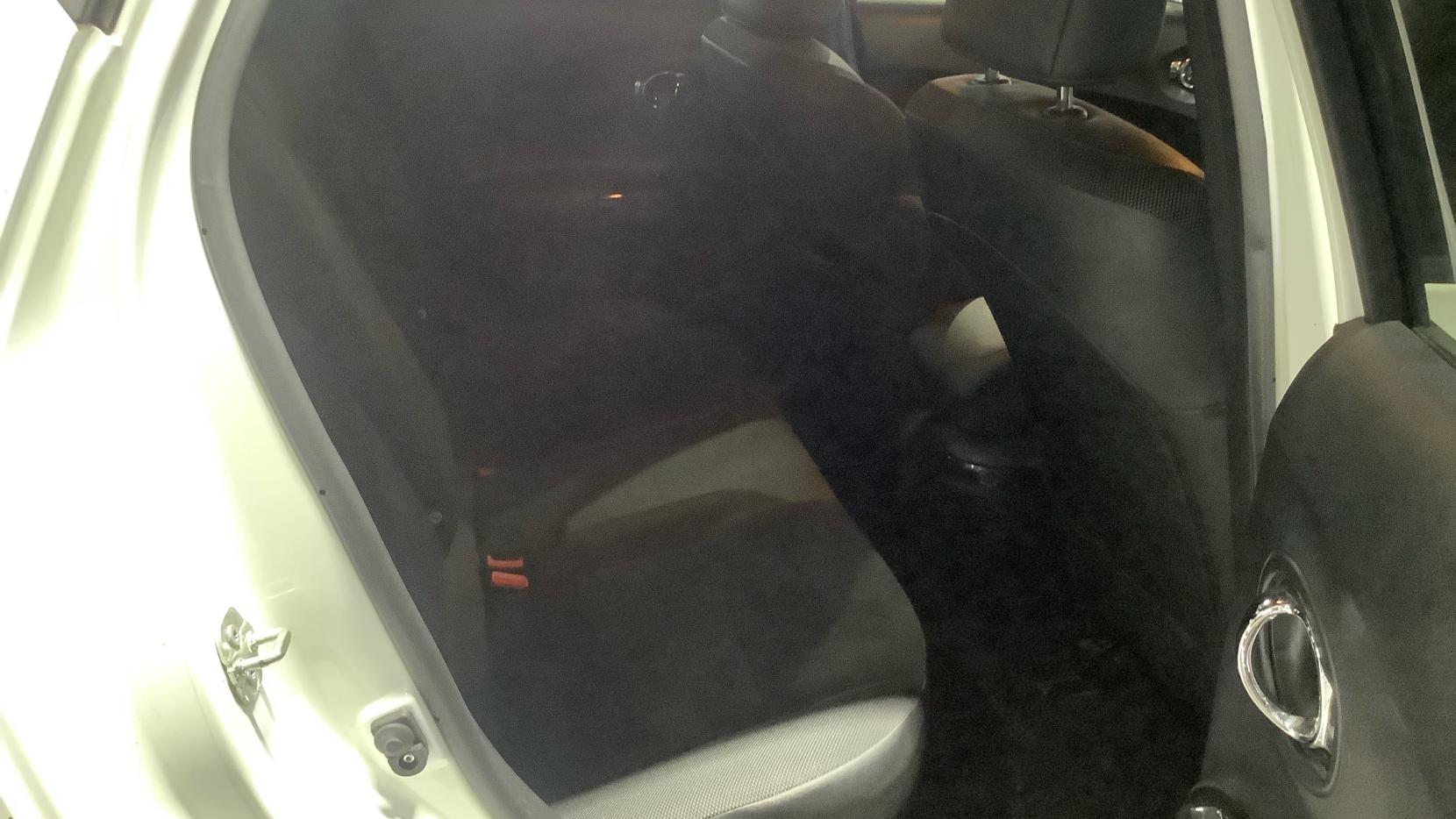 Nissan Juke 1.2 DIG-T N-Connecta SUV 5dr Petrol Manual Euro 6 (s/s) (115 ps)