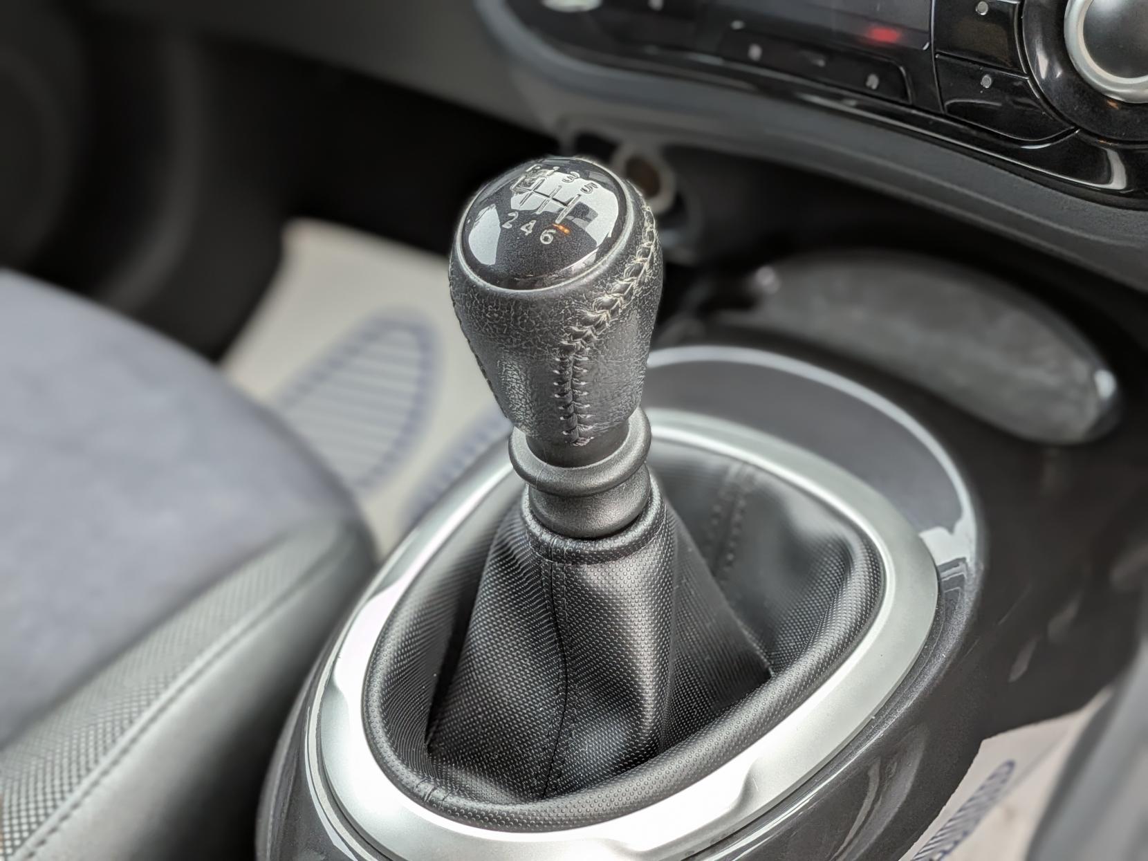 Nissan Juke 1.2 DIG-T N-Connecta SUV 5dr Petrol Manual Euro 6 (s/s) (115 ps)