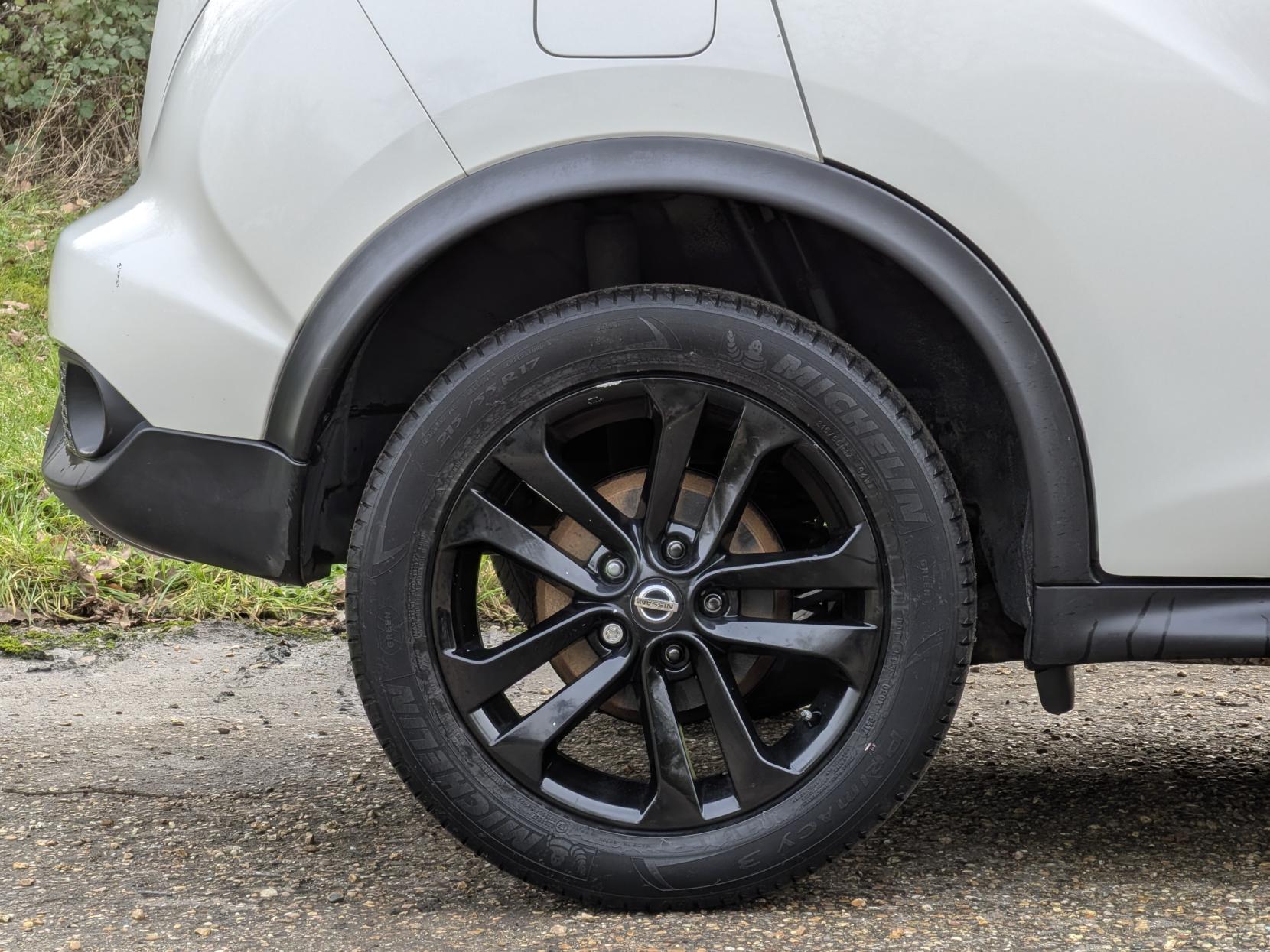 Nissan Juke 1.2 DIG-T N-Connecta SUV 5dr Petrol Manual Euro 6 (s/s) (115 ps)