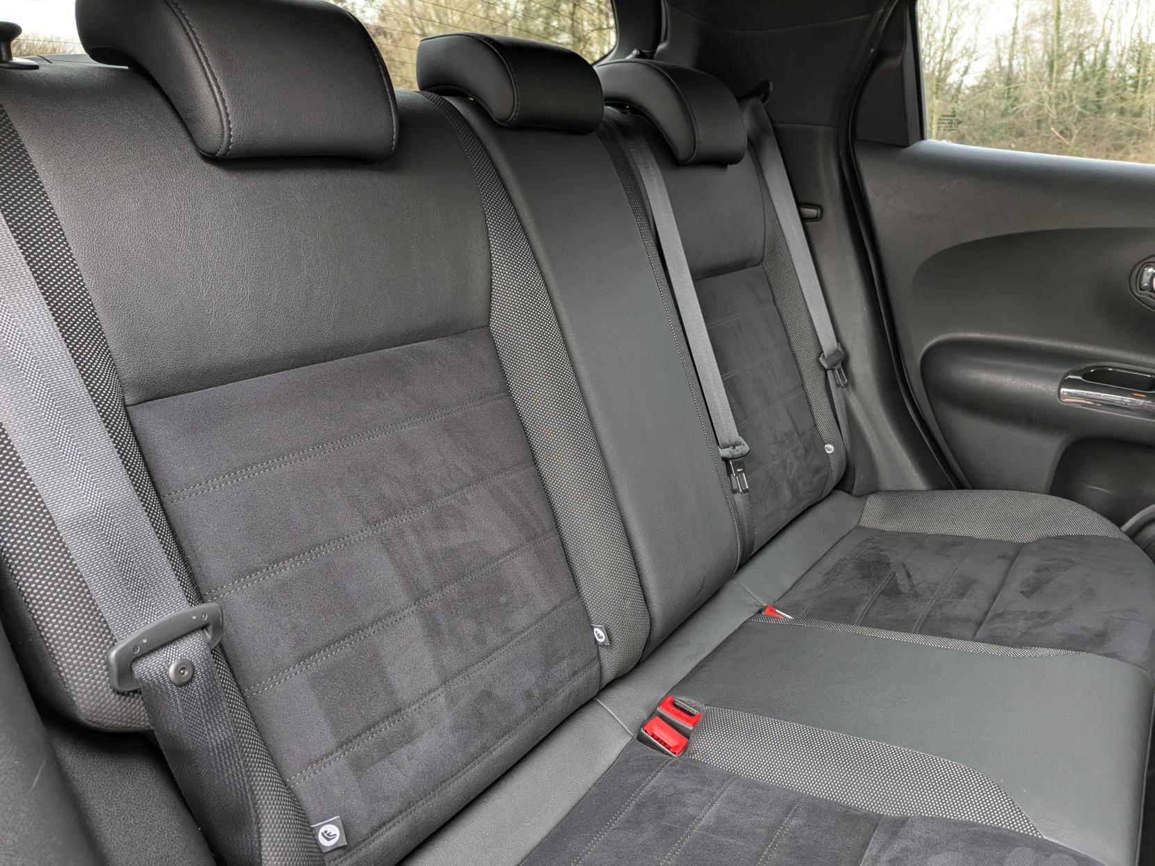 Nissan Juke 1.2 DIG-T N-Connecta SUV 5dr Petrol Manual Euro 6 (s/s) (115 ps)