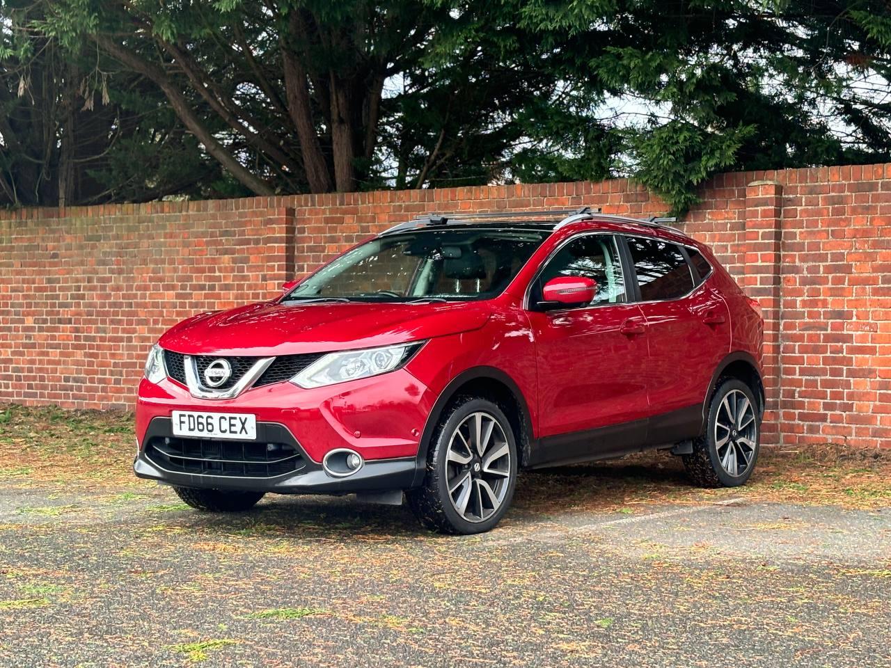 Nissan Qashqai 1.2 DIG-T Tekna SUV 5dr Petrol Manual 2WD Euro 6 (s/s) (115 ps)